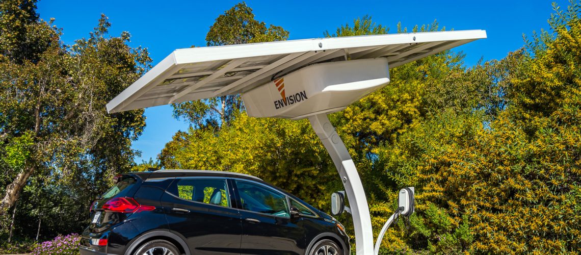 Charging Electric Vehicles Off-Grid - Off-Grid Build